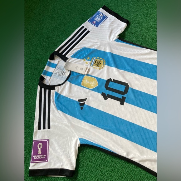NWT Argentina 2022 WC Champs Gold Patch 3-star PLAYER VERSION Jersey “Messi 10” - Picture 4 of 6